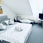 Casa de hóspedes Bach 3*